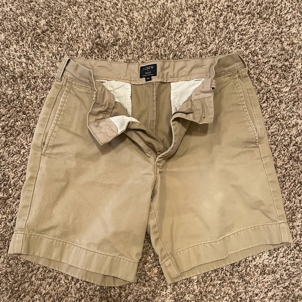 Men’s J Crew Reade Khaki shorts 30”x7”